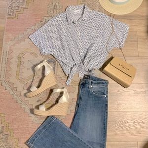 Tie front button up-tee from FRNCH